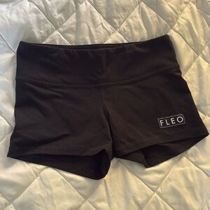FLEO workout shorts